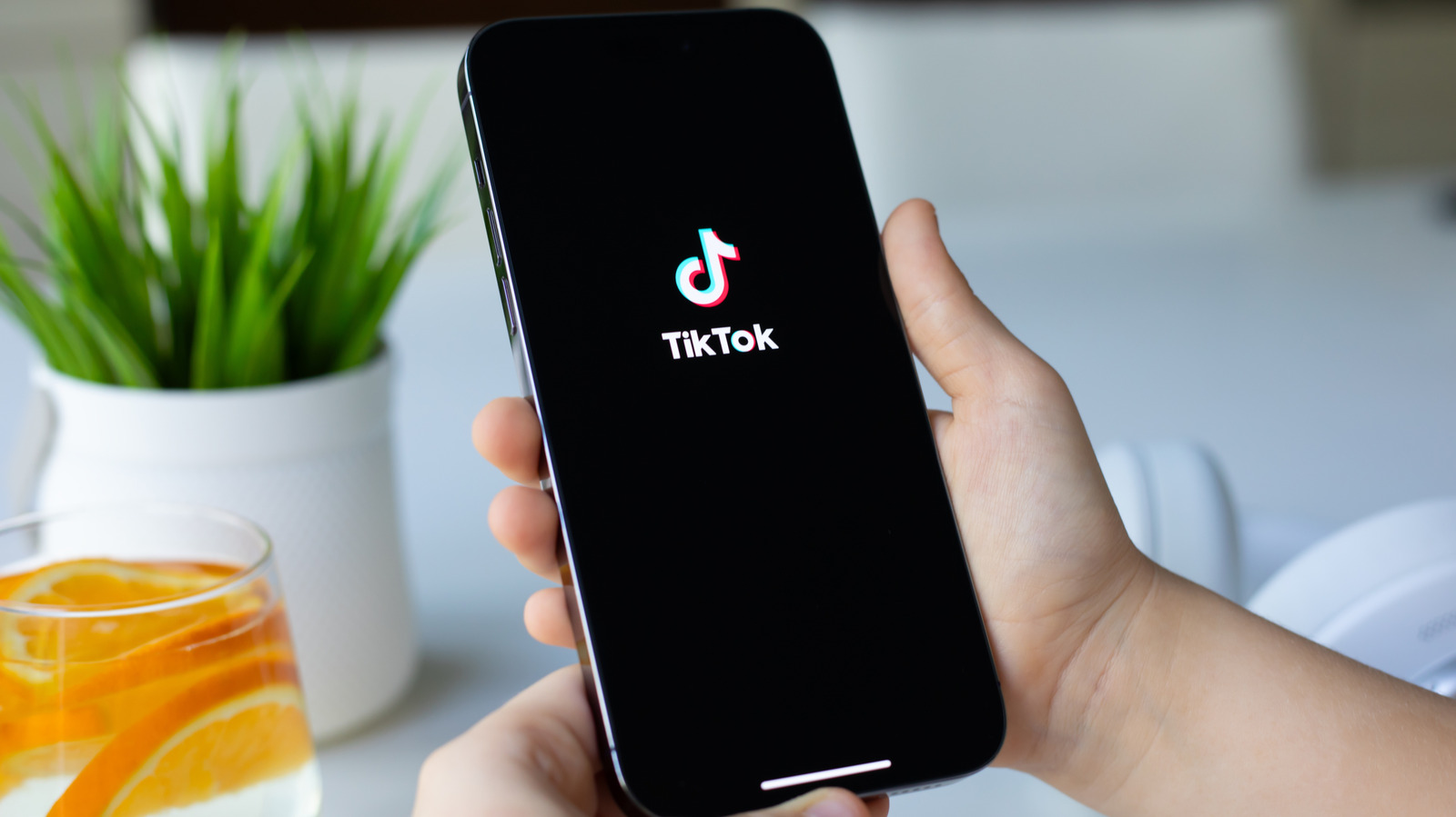 TikTok'a Çocuk Güvenliği Denetimi: Ofcom'dan Sert Uyarı ve Soruşturma