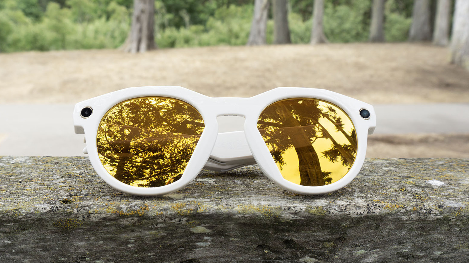 Meta Glasses Krizi: Akıllı Gözlükler Sosyal Statüden 'Dijital Damgalanmaya' mı Dönüştü?