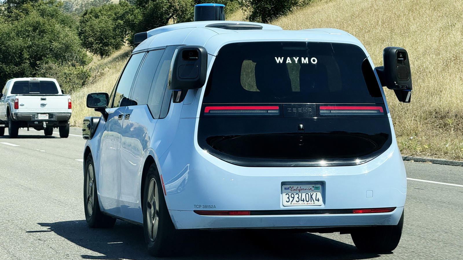Waymo Premier: Otonom Taksiler İçin Aylık 30 Dolar Ödemeye Değer mi?