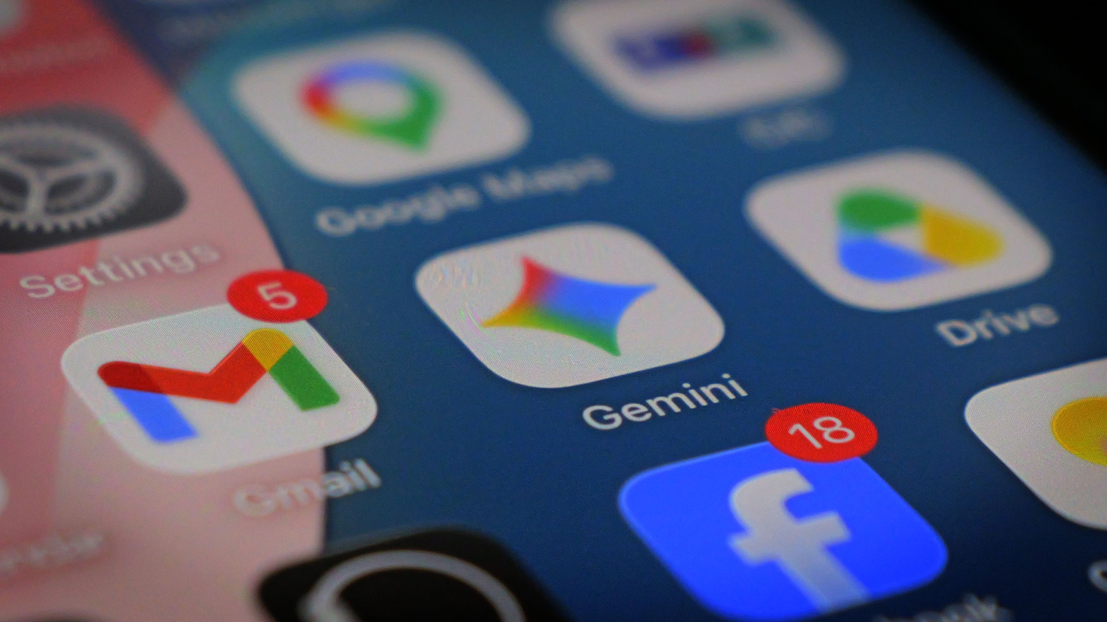 Google Gemini Artık Gmail'de: E-postalarınız Arasında Yapay Zeka ile Arama Yapın