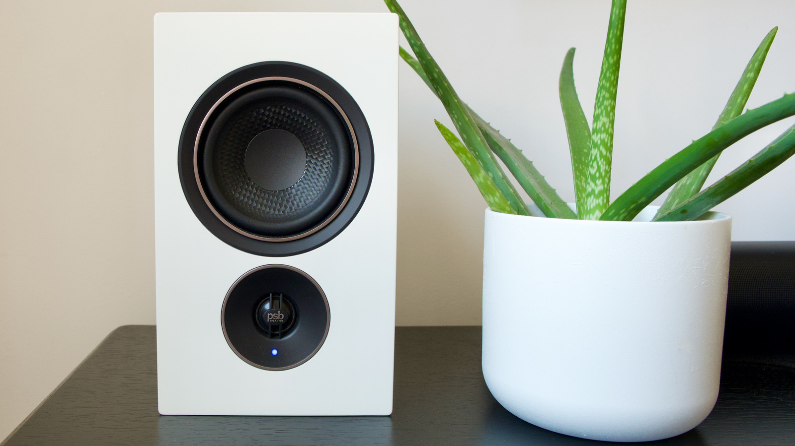 PSB iQ2 İncelemesi: Hi-Fi Kalitesi ile Akıllı Hoparlör Konforu Buluştu