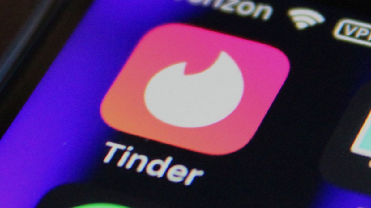 Tinder Çevrimdışı Dönüşümü Başlatıyor: 26 Şehirde Gerçek Hayat Etkinlikleri!
