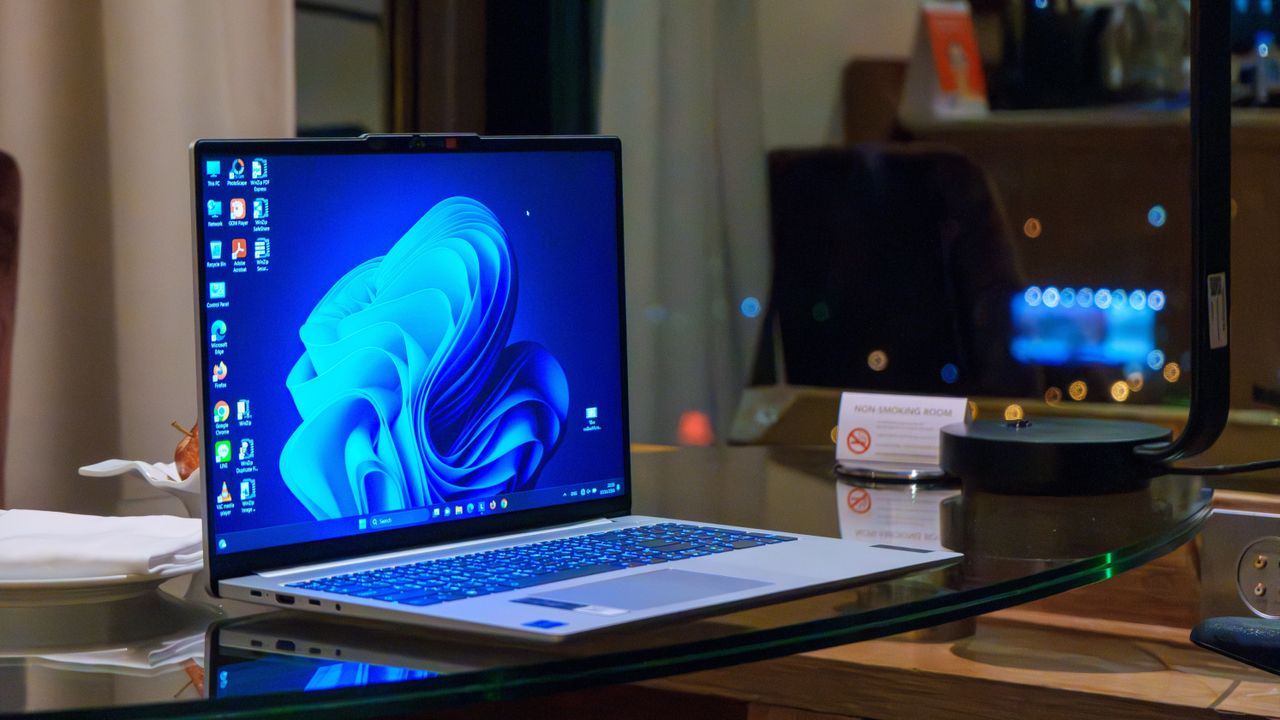 Windows 11 Yeniden Yükleme Çilesi Bitiyor: USB'siz Cloud Rebuild Dönemi Başladı