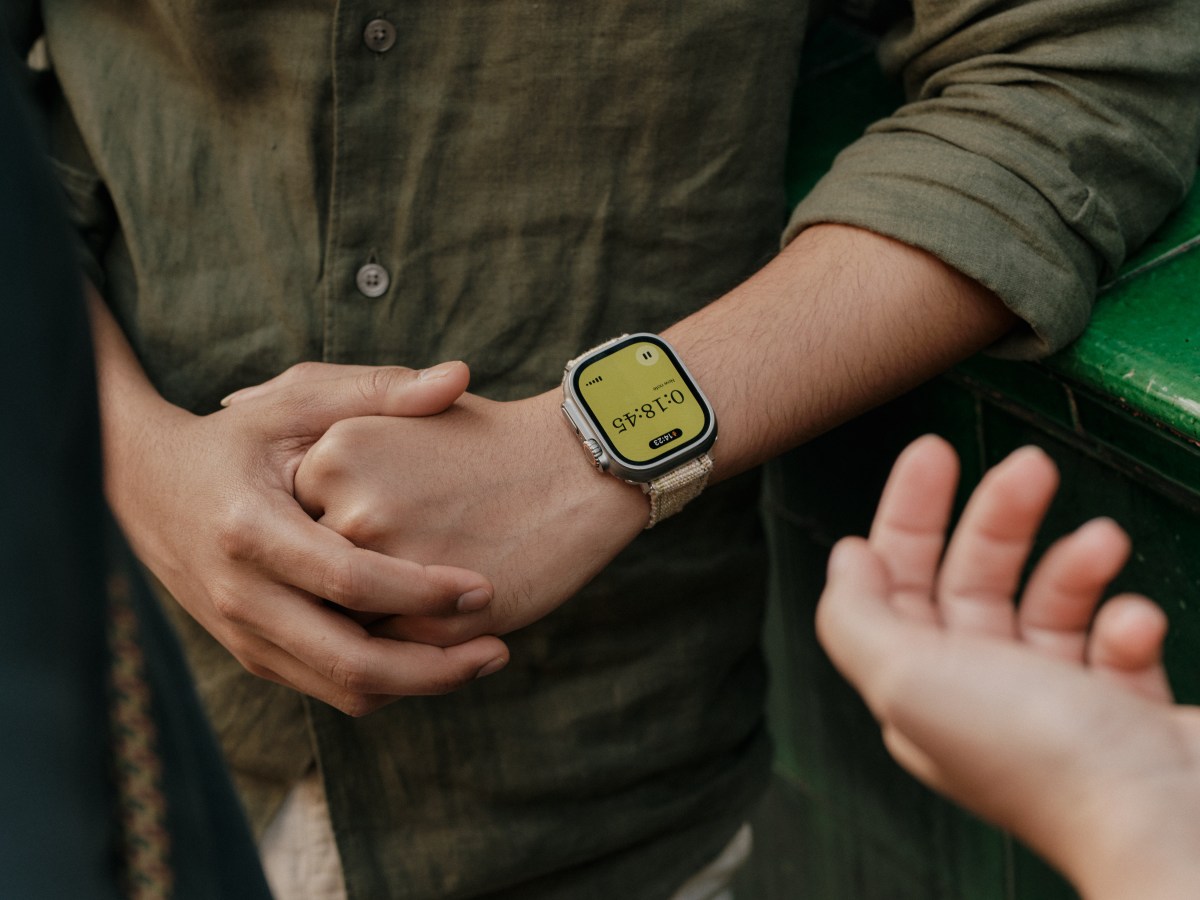 Granola Apple Watch'a Geldi: Toplantı Notlarını Bileğinizden Yönetin