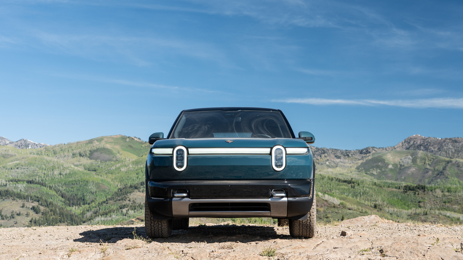 Rivian R2 İncelemesi: Elektrikli SUV Dünyasında Yeni Bir Standart mı?