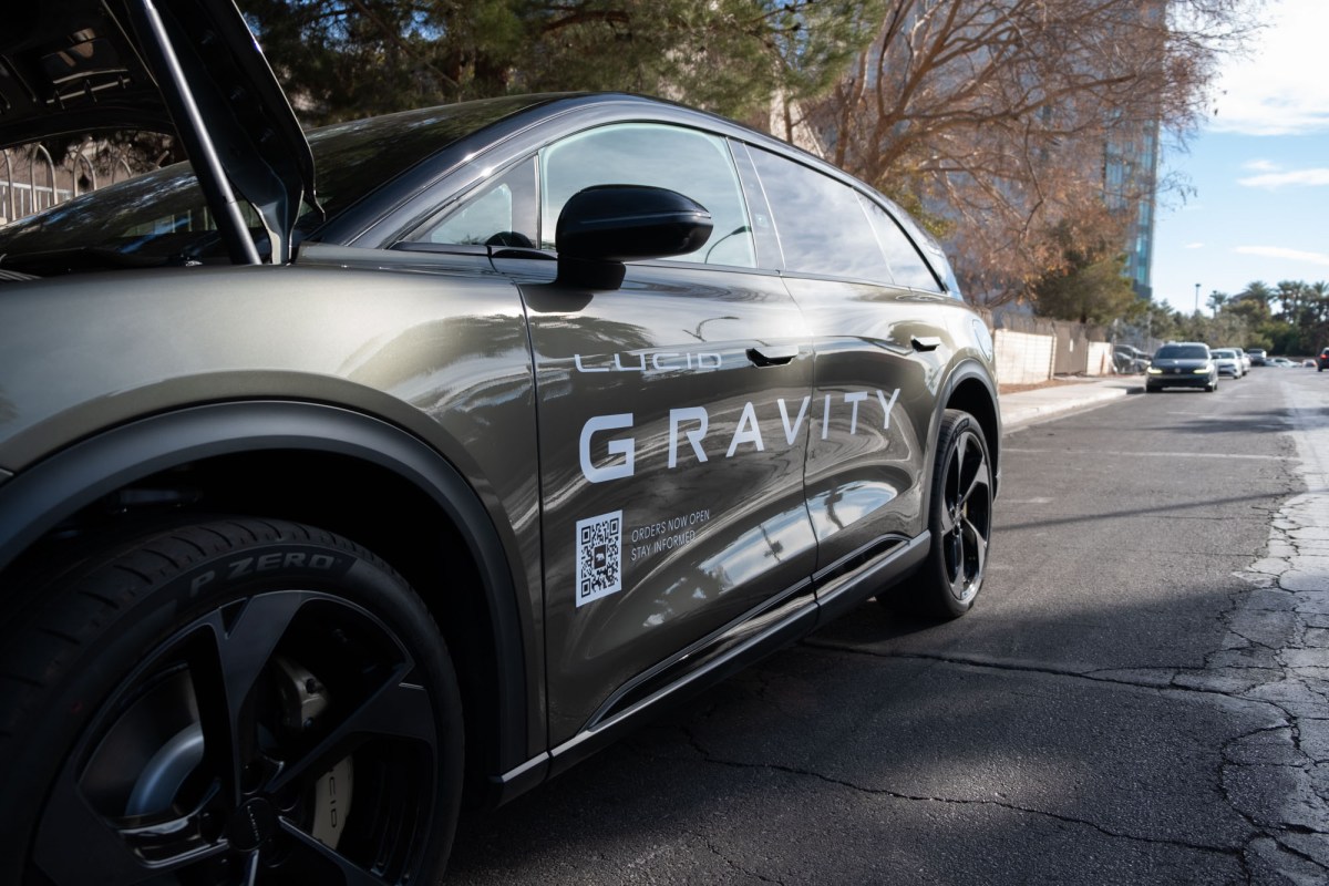 Lucid Motors'tan Radikal Dönüşüm: 1.4 Milyar Dolarlık Kurtarma Planı ve Robotaxi Vizyonu