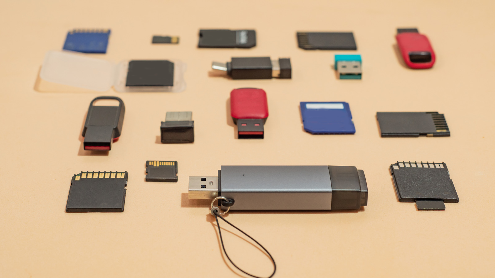 Eski USB Belleklerinizi Çöpe Atmadan Önce Mutlaka Yapmanız Gerekenler