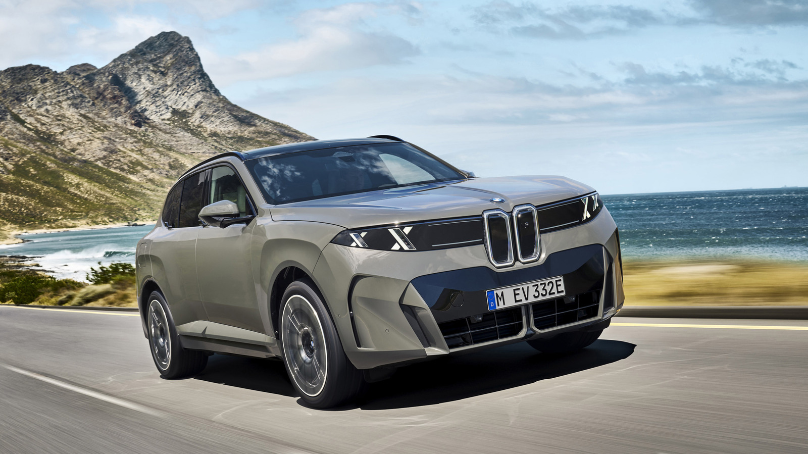 BMW X5 Elektrik Çağına Adım Attı: 700 KM Menzilli Yeni iX5 60 xDrive Tanıtıldı