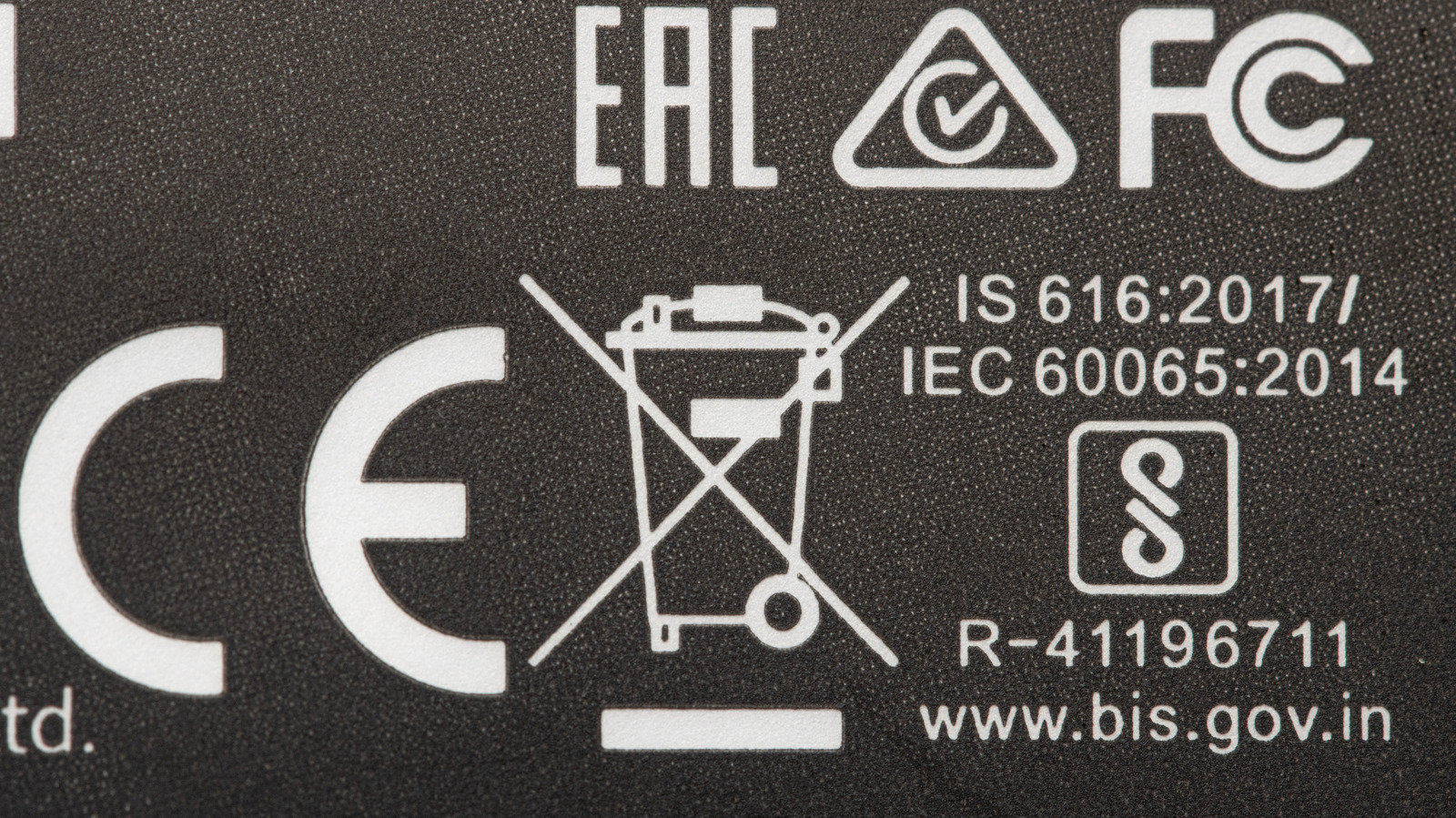 Elektronik Cihazların Arkasındaki 'Çarpı İşaretli Çöp Kutusu' Simgesi Ne Anlama Geliyor?