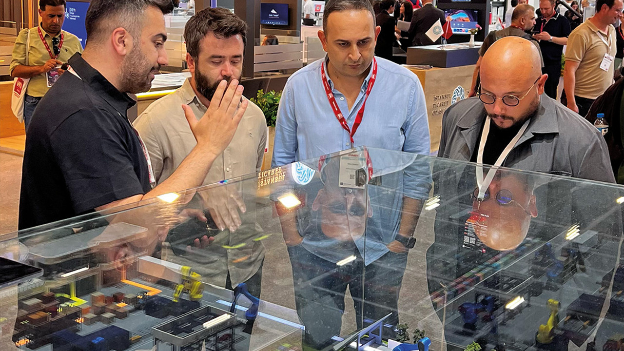 Endüstride Dijital Dönüşümün Şifresi: Neden Güçlü Bir Veri Mimarisine İhtiyacınız Var?