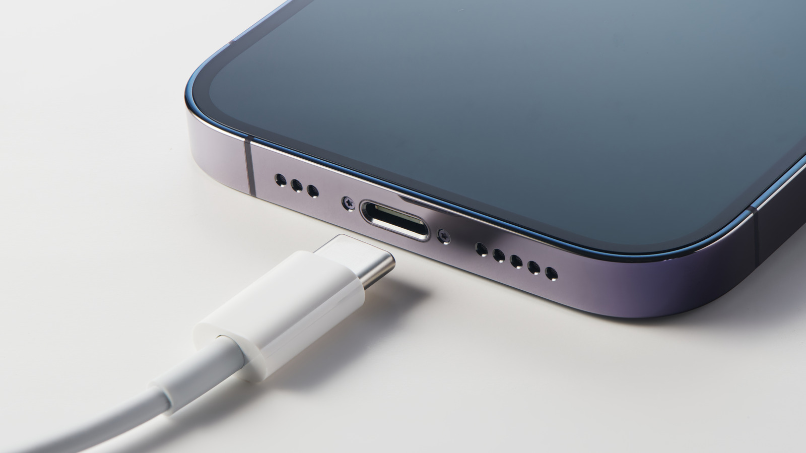 iPhone ve iPad'iniz Gerçekten Ne Kadar Hızlı Şarj Oluyor? İşte Bilmeniz Gerekenler