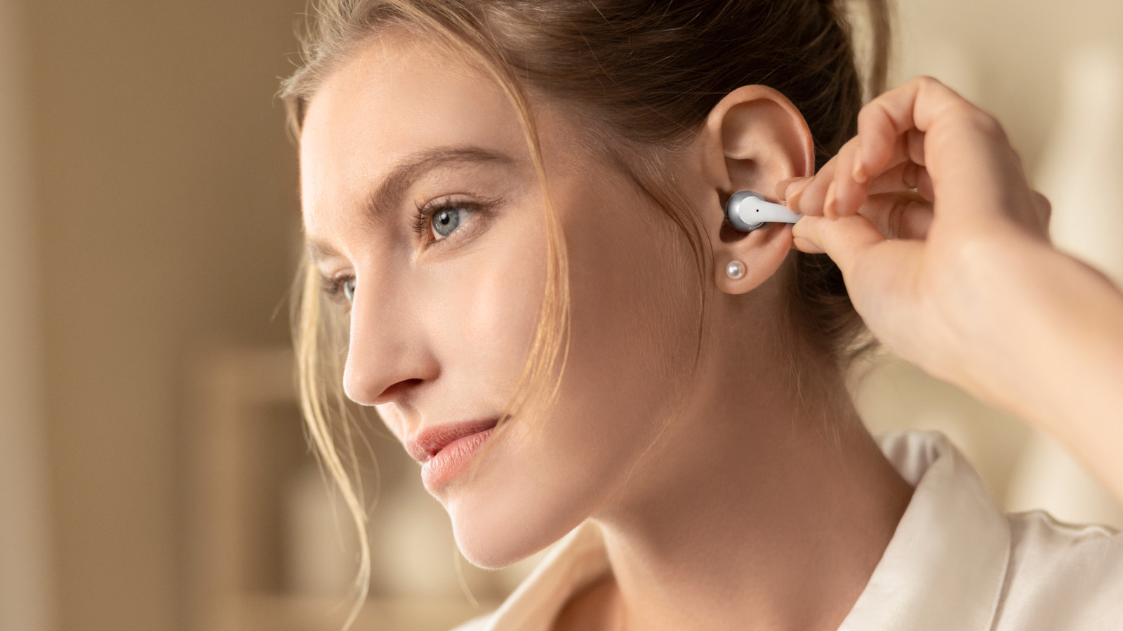 Shokz İki Yeni Klipsli Kulaklığıyla Ses Dünyasında Dengeleri Değiştiriyor: OpenDots 2 ve Air