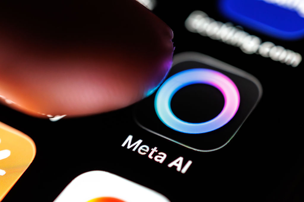 Meta'dan Yeni Hamle: Yapay Zeka Destekli Akıllı Kolye Yolda!