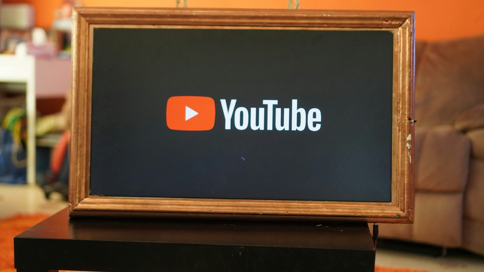 YouTube'da Yapay Zeka Dönemi: Artık AI İçerikler Otomatik Olarak Etiketlenecek