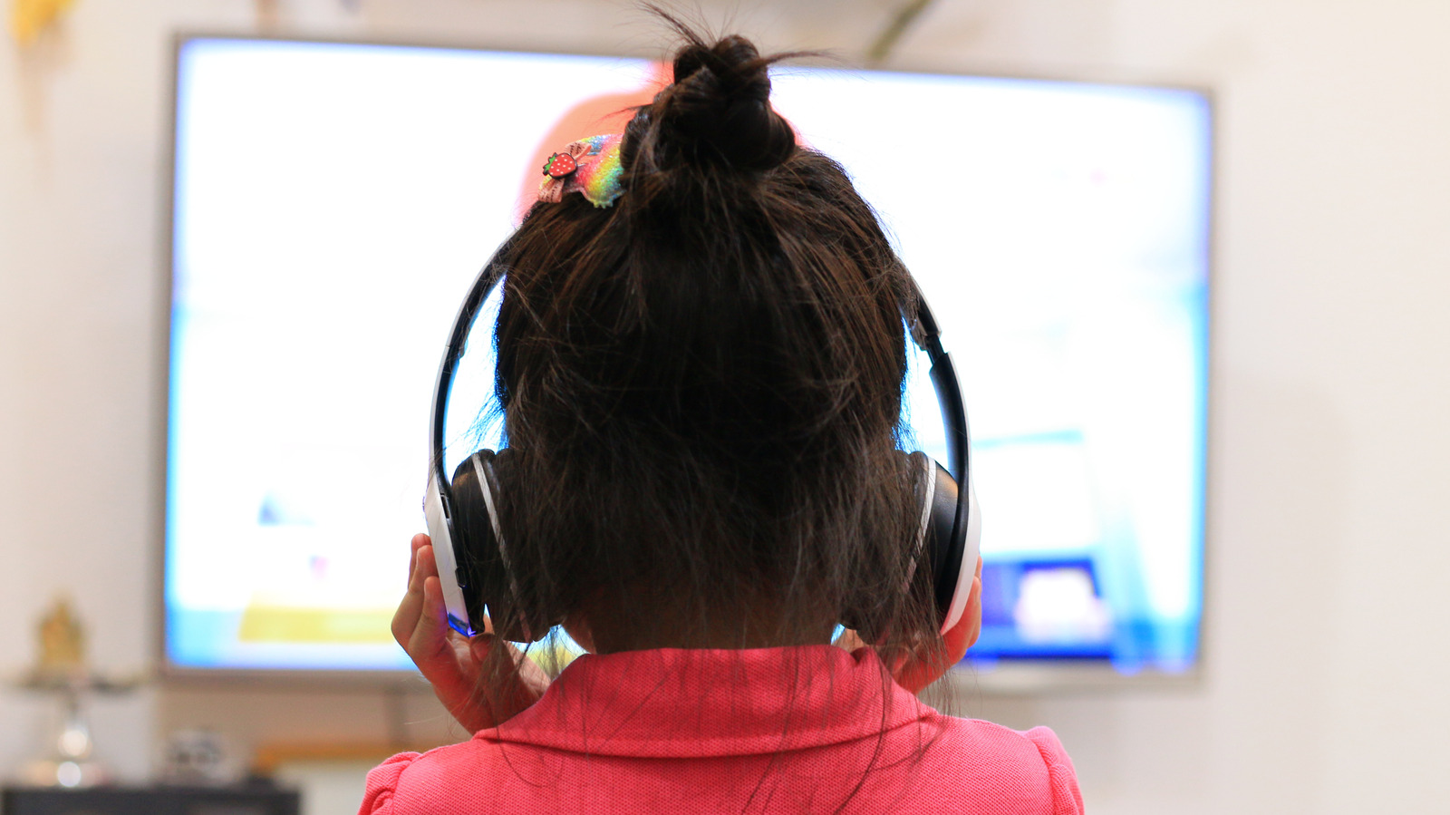Eski Televizyonunuzu Modernleştirin: Bluetooth Desteği Olmayan TV'lere Kablosuz Ses Bağlantısı Nasıl Eklenir?