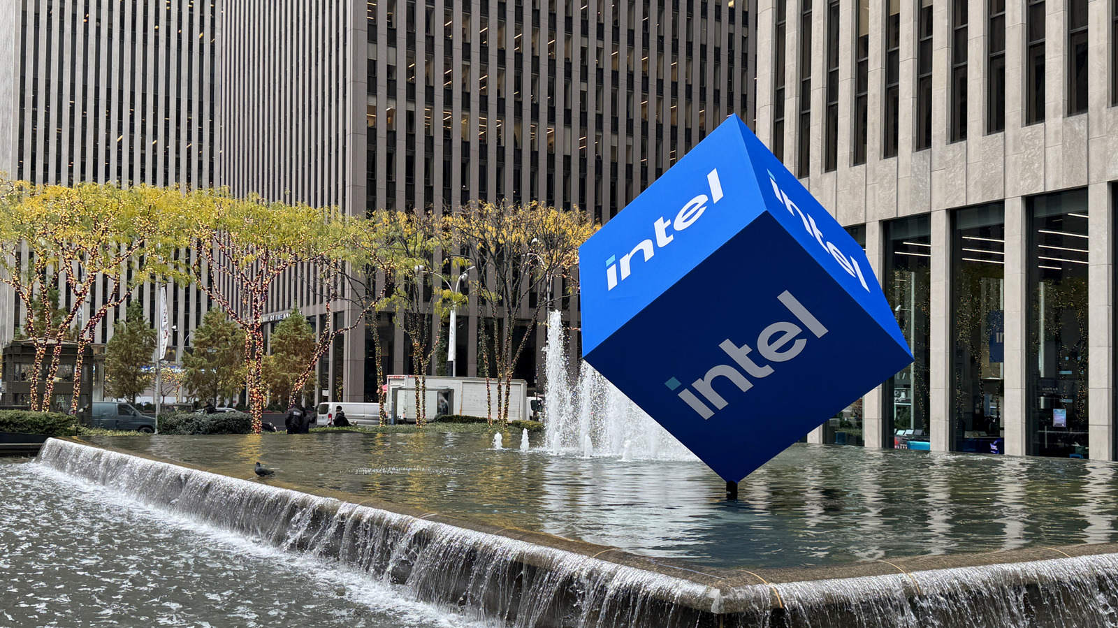 Teknoloji Dünyasında Dev Hamle: Apple ve Intel Yeniden Bir Araya mı Geliyor?