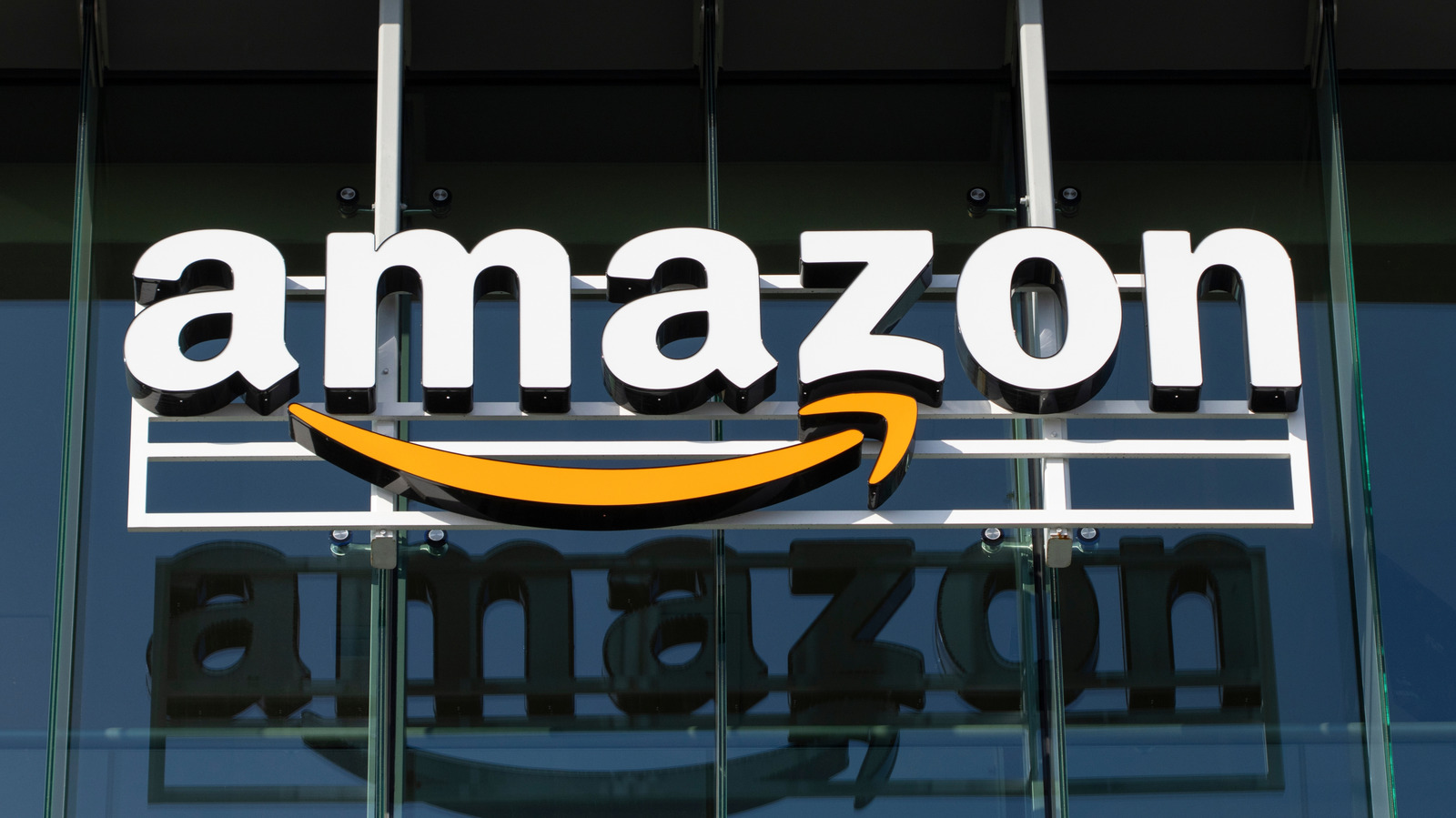 Amazon'da Yapay Zeka Gerilimi: Veri Merkezi Eleştirisi Yapan Mühendislere Soruşturma