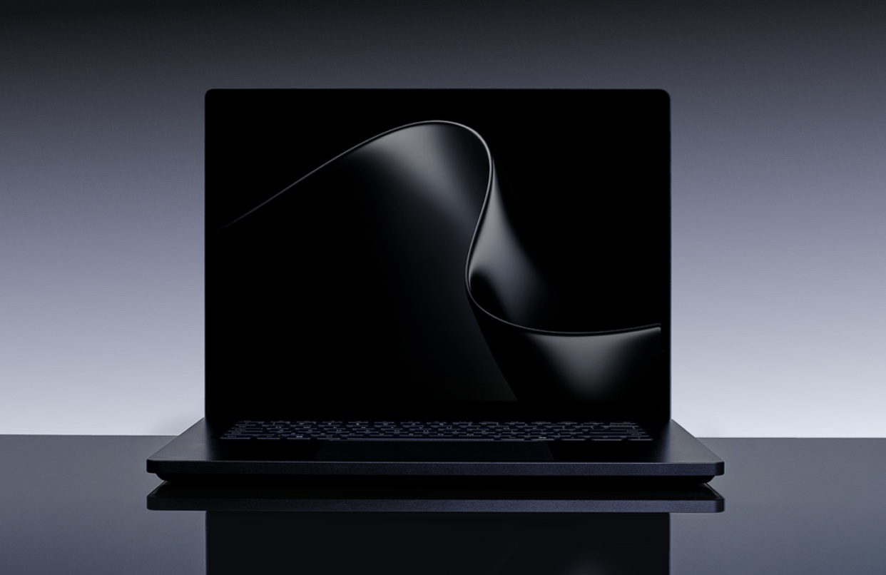Surface Laptop Ultra ve Nvidia RTX Spark: Windows'ta Aranan 'Sessizlik' Geliyor