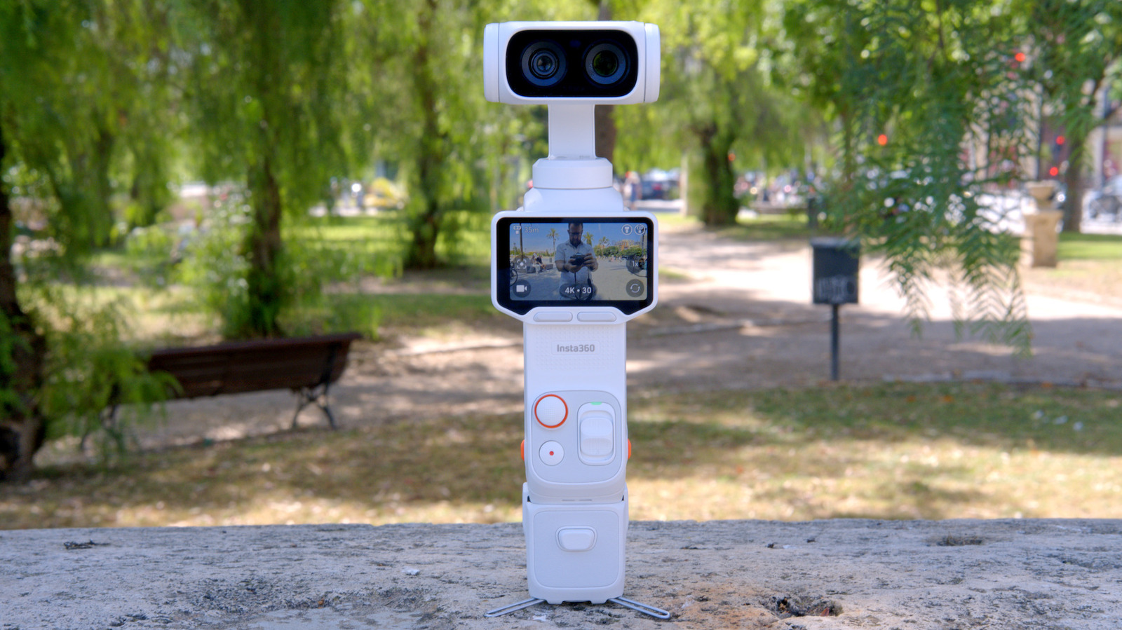 Gimbal Kamera Savaşları Başladı: Insta360 Luna Ultra Rakipsiz mi?