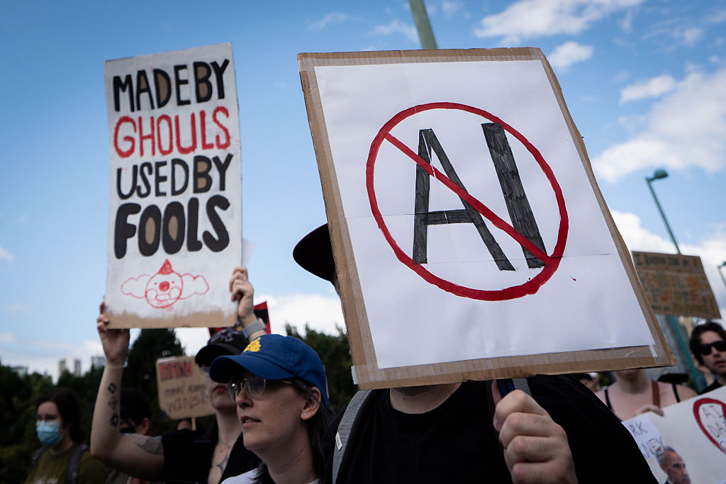 Yapay Zeka Neden İnsanların Güvenini Kazanamadı? Teknoloji Dünyasında Kriz