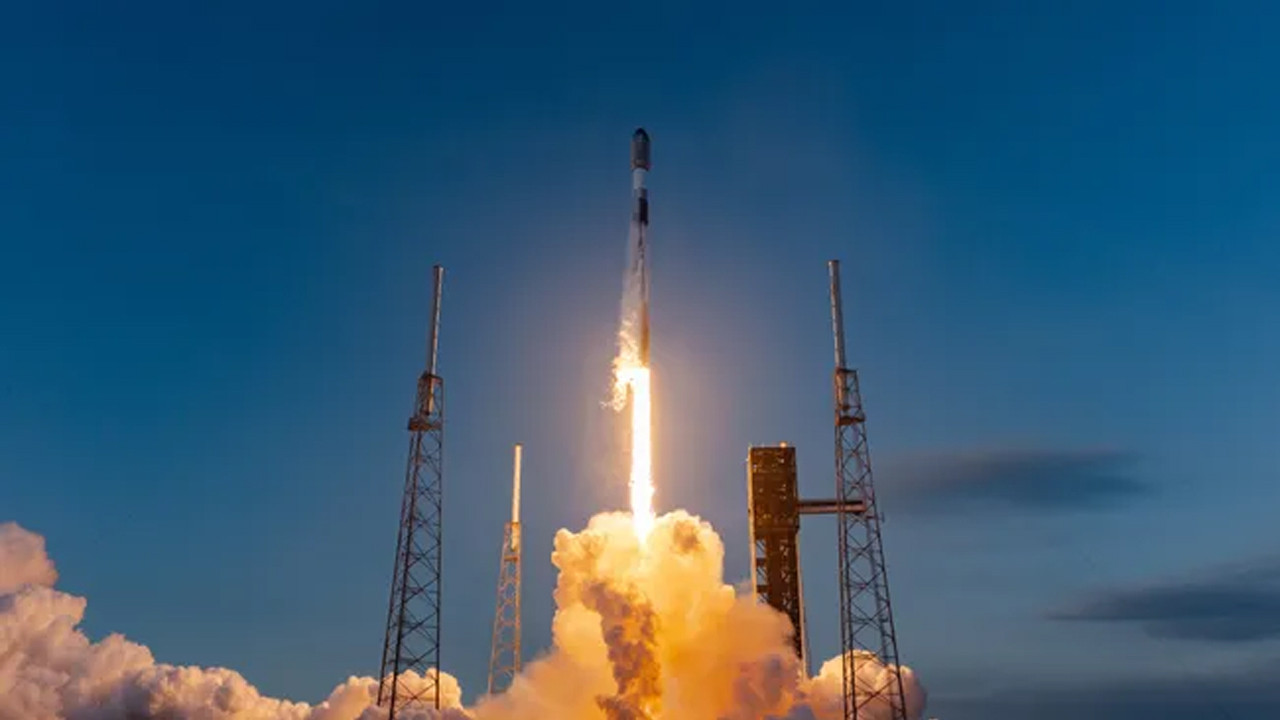 SpaceX'in Gizemli Projesi Starfall: Uzay Lojistiğinde Yeni Bir Dönem