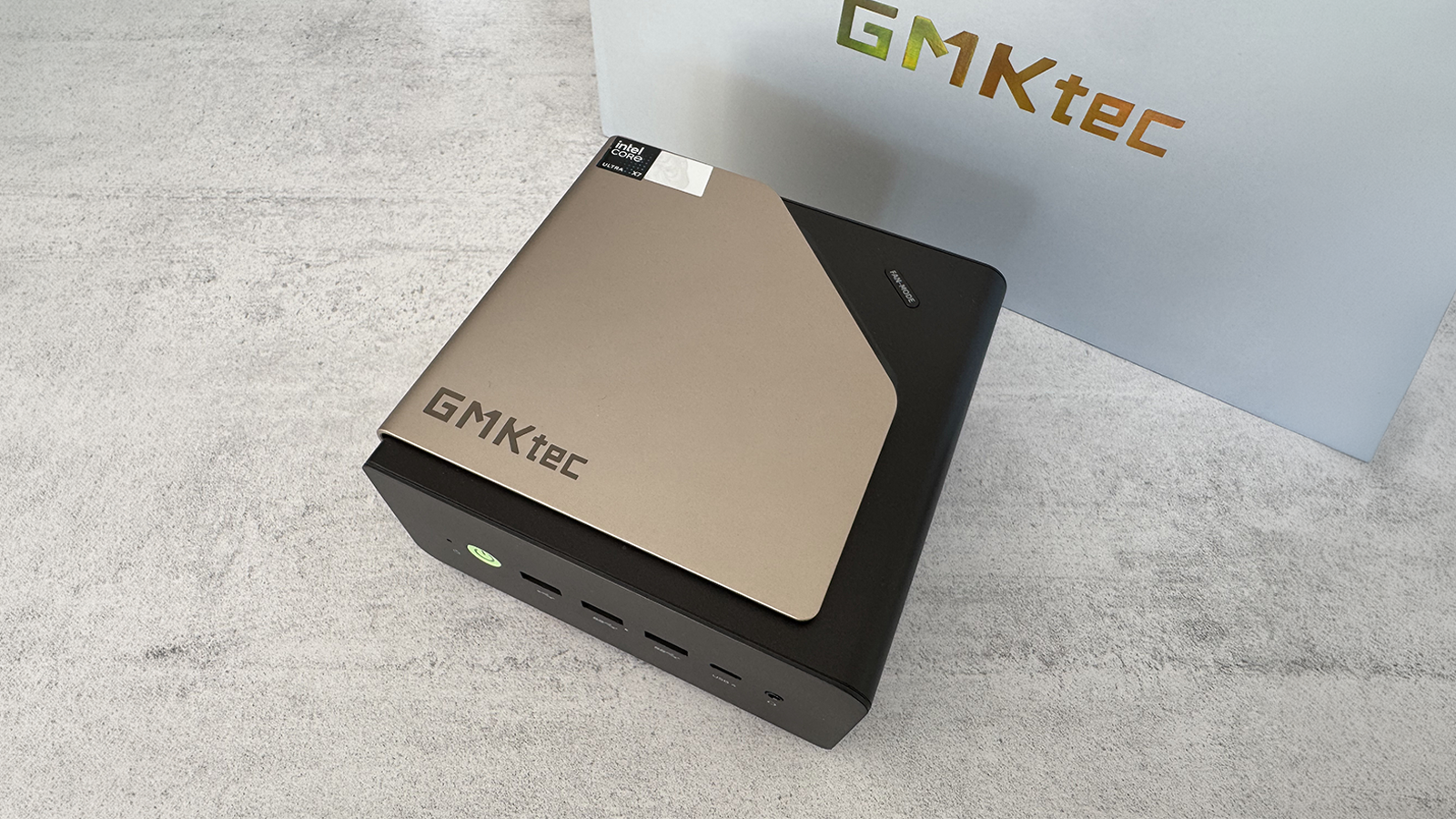 Mini PC Dünyasında Devrim: Intel Panther Lake Güçlü GMKtec EVO-T2S İncelemesi