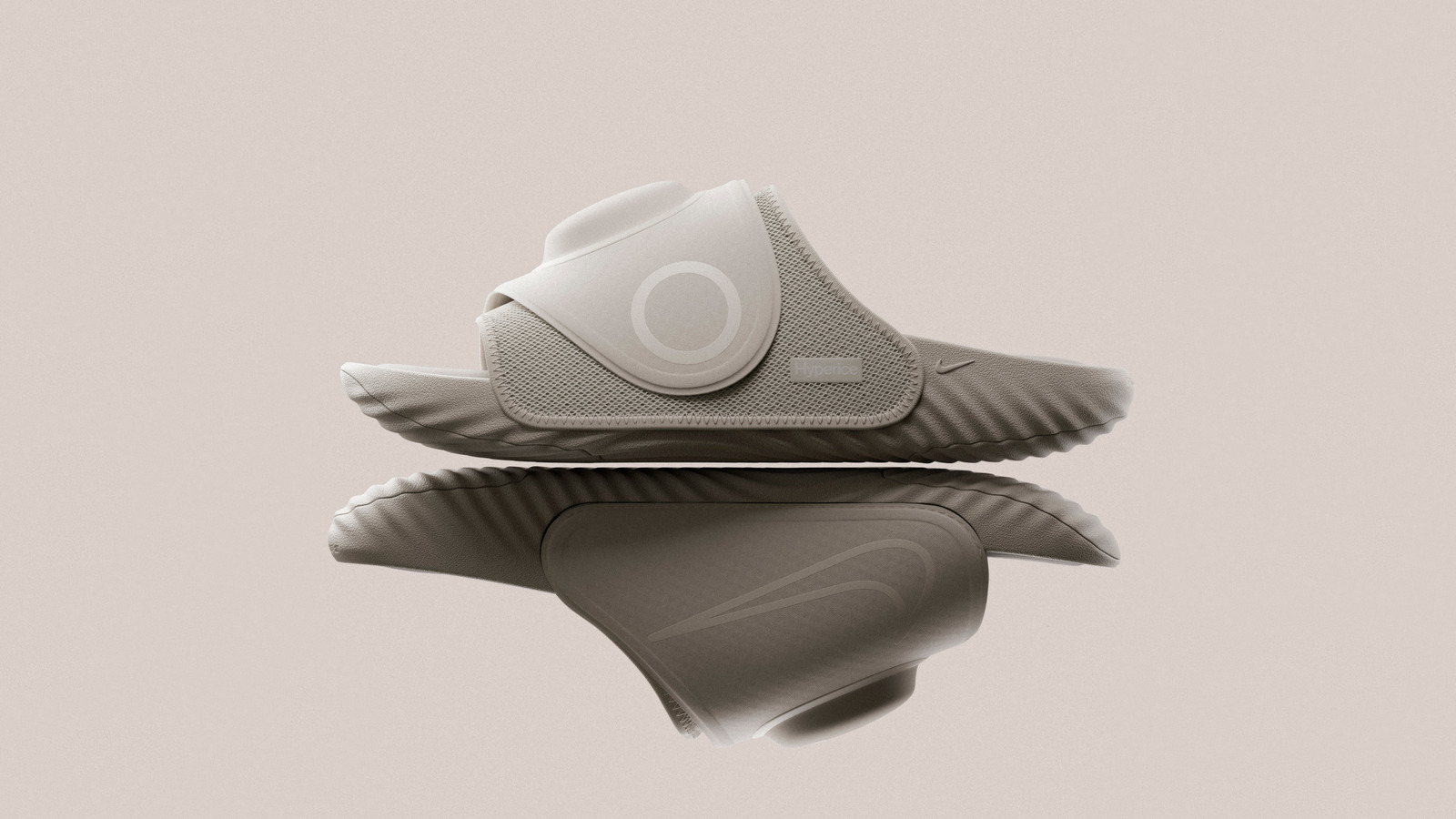Nike ve Hyperice İş Birliğinden Yeni Devrim: Air Zoom Hyperslide ile Ayaklarınıza Isı ve Titreşim Terapisi