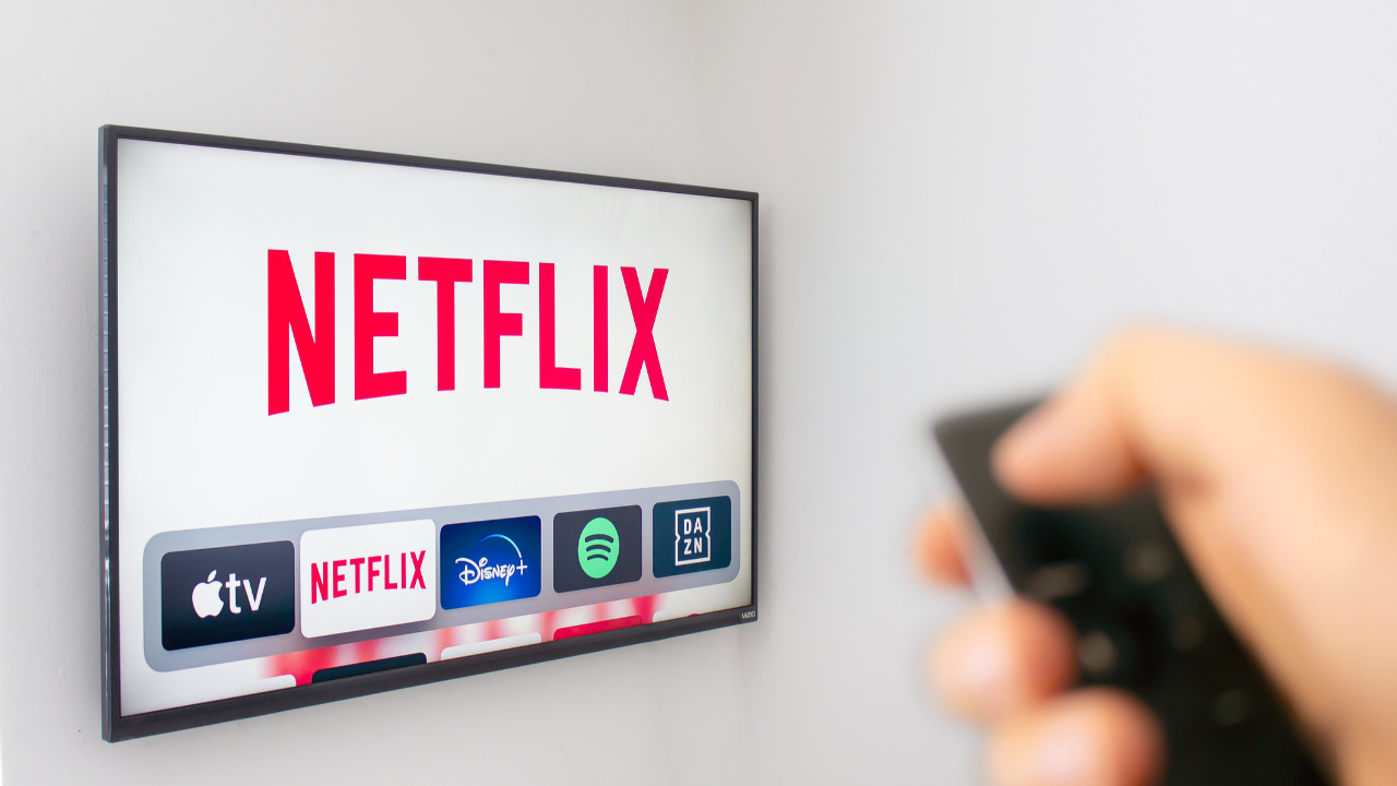 Netflix'te Devrim: Televizyon Tarzı Kesintisiz Yayın Dönemi Başlıyor