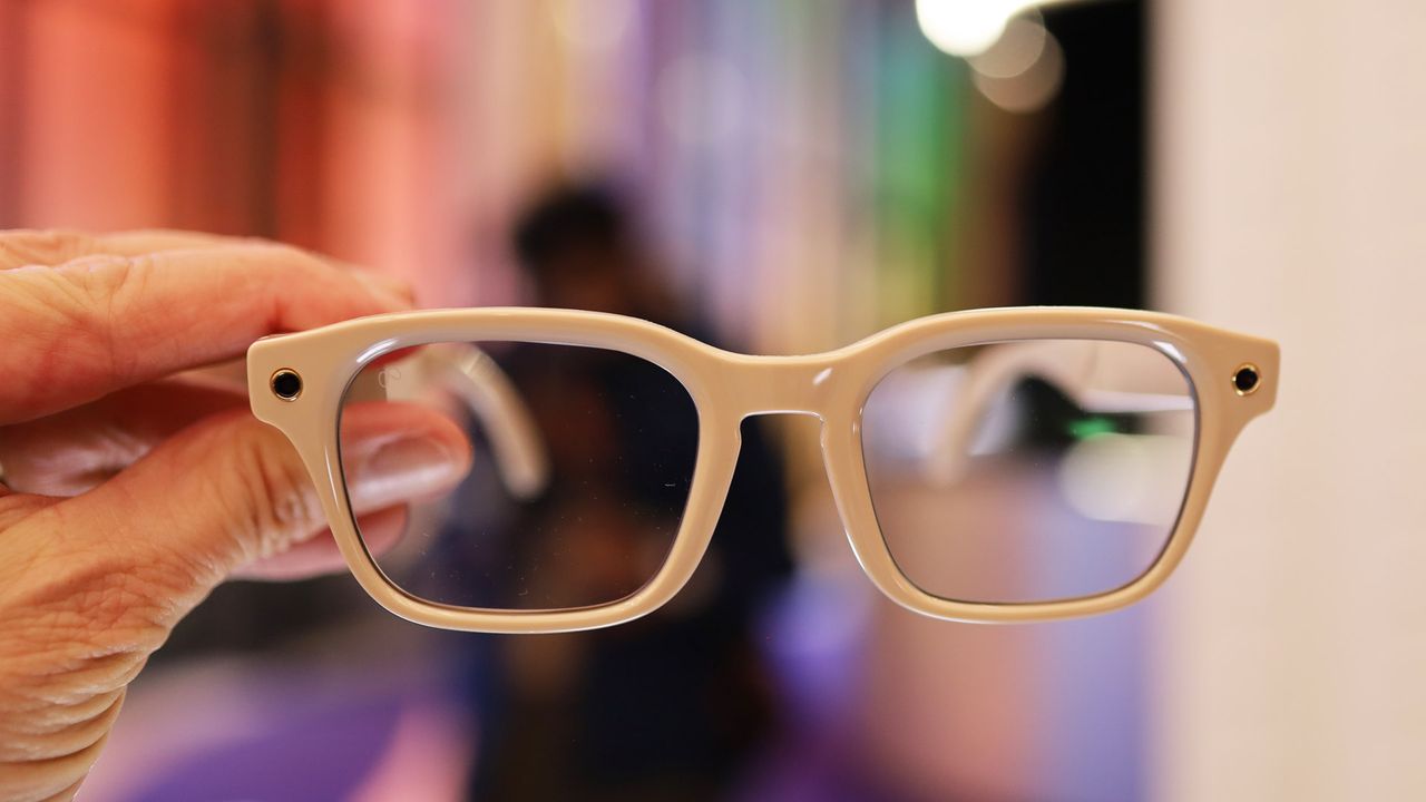 Akıllı Gözlükler Yasaklanıyor mu? Meta Ray-Ban ve Ötesi İçin Tehlike Çanları Çalıyor